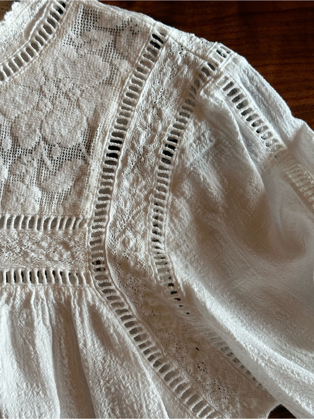 Miss Me Ivory Crinkled Lace Yoke Mock Neck Blouse Bohemian Embroidery Crochet - Picture 8 of 14